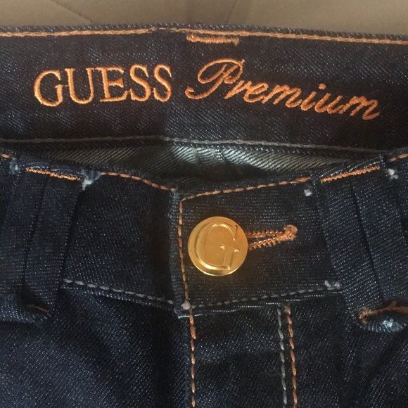 GUESS Premium Jeans - Picture 2 of 9